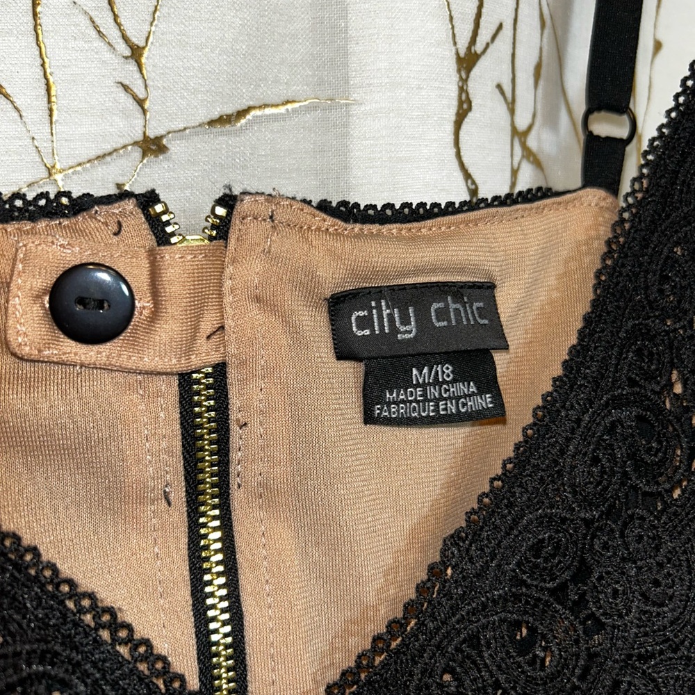 City Chic Black Lace Overlay Dress w/adjustable straps - Picture 4 of 6